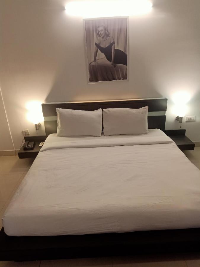 Hotel Chaupal By Casa Bella Gurgaon Exterior foto