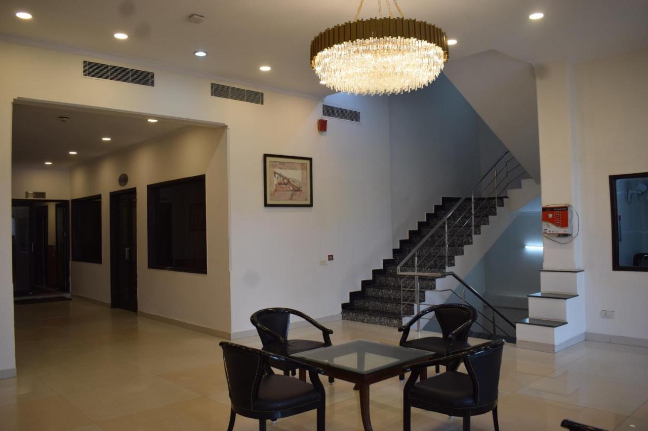 Hotel Chaupal By Casa Bella Gurgaon Exterior foto