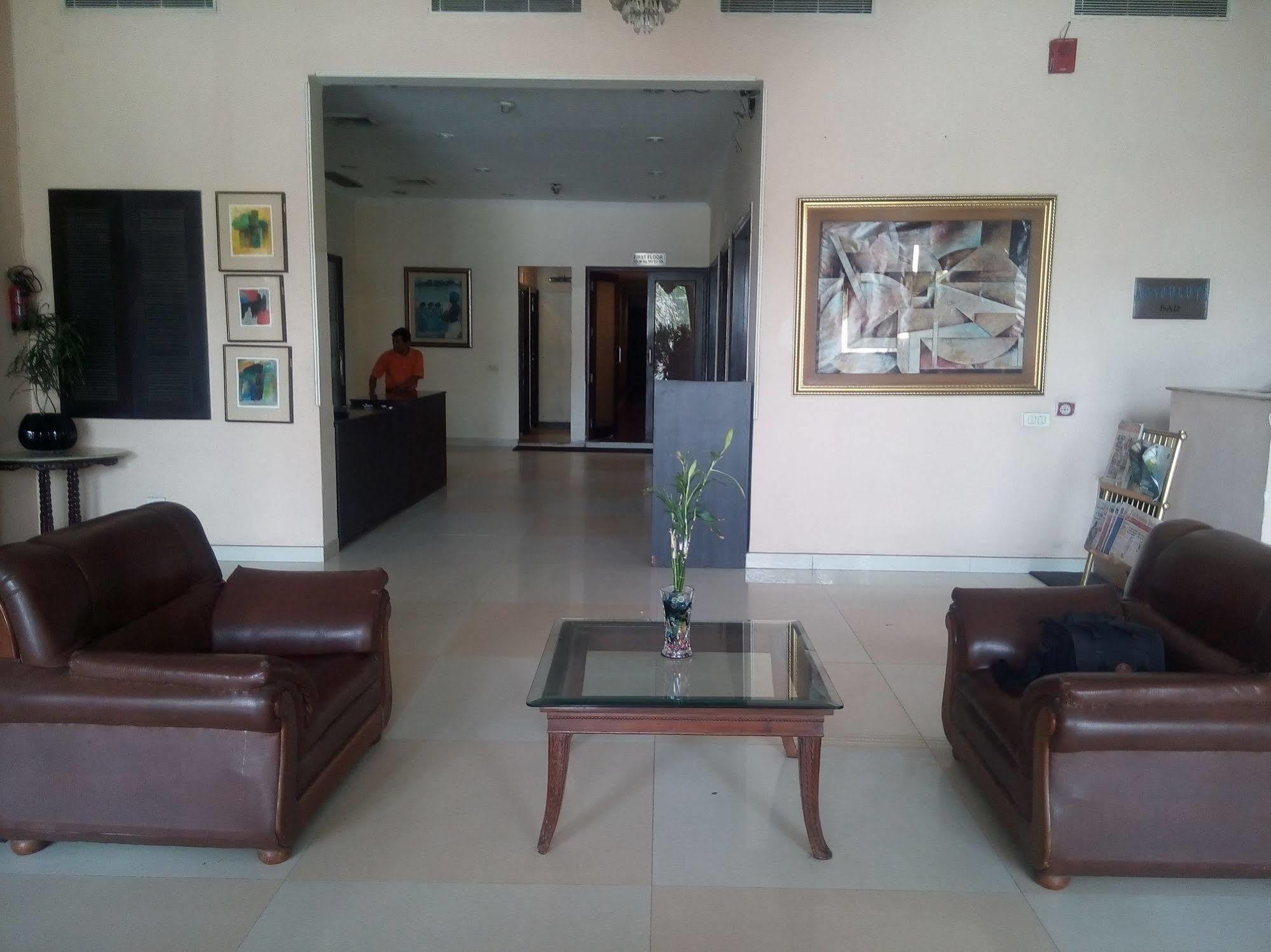 Hotel Chaupal By Casa Bella Gurgaon Exterior foto